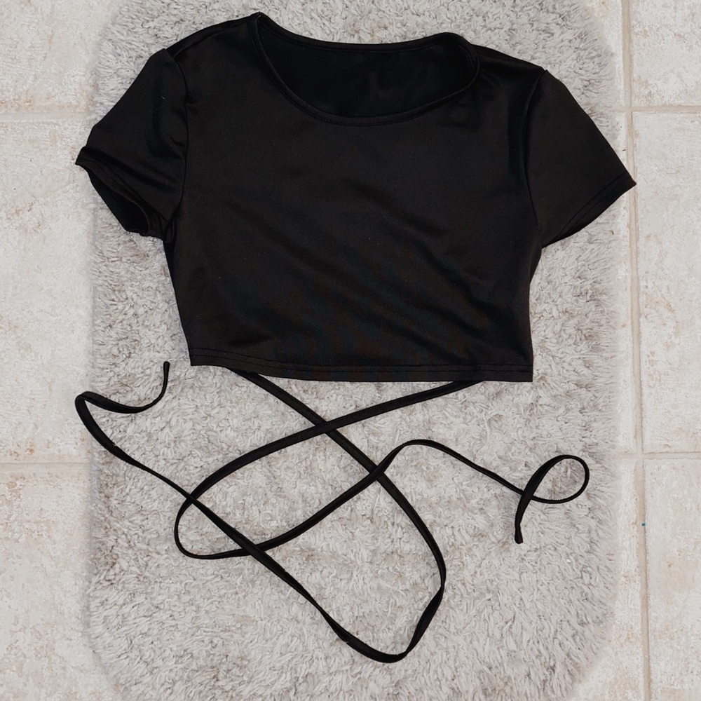 Lace Up Crop Top🖤
